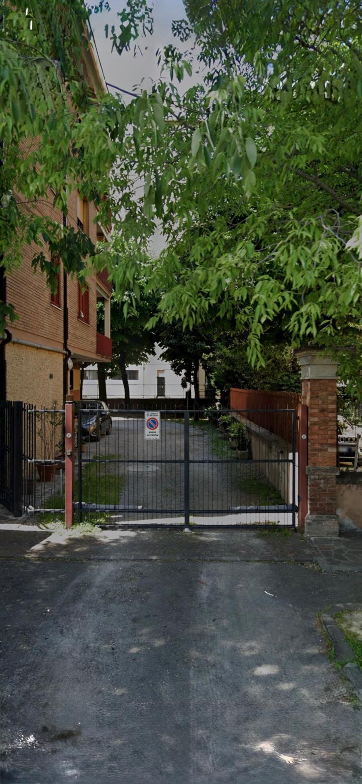 Parcheggio Via Fabriani
